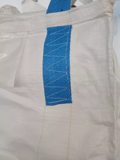 PE-Lined White FIBC with Blue Cross-Corner Lifting Loops — view 3