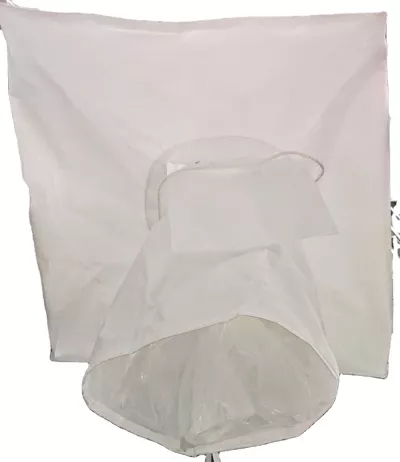 90 &times; 90 &times; 60 U-Panel Fertilizer Bag with Spouts — view 3