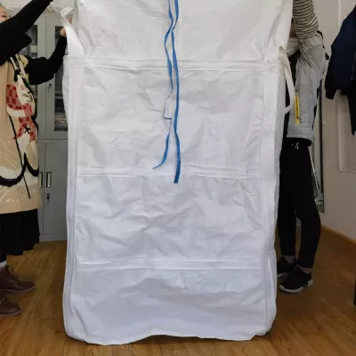 91.5x91.5x125 Tubular Fertilizer Bag with Two Spouts — view 5