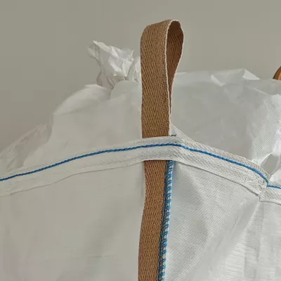 U-Panel-Sandsack mit Overlock- und Kettenstichen — view 3
