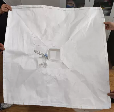 Woven Tubular Skirt-Top Bag, 92 &times; 92 &times; 125 — view 3