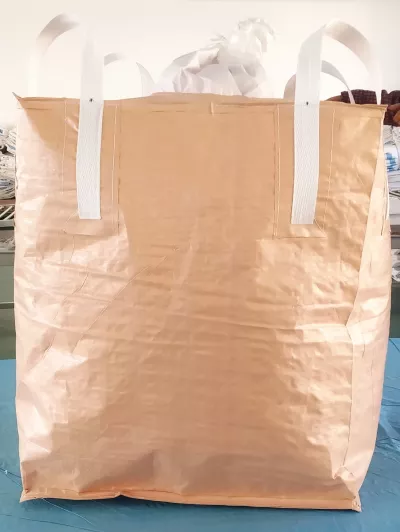 Contenitore tubolare beige rivestito con bocchettoni di riempimento e scarico — view 3