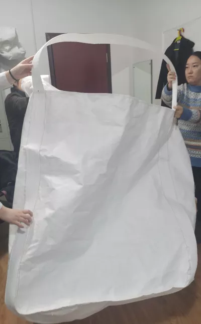 90 &times; 90 &times; 110 U-Panel Packing Bag in 100% PP — view 3