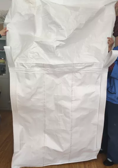 Fertilizer Baffle Bag with Filling Skirt and Discharge Spout — view 2