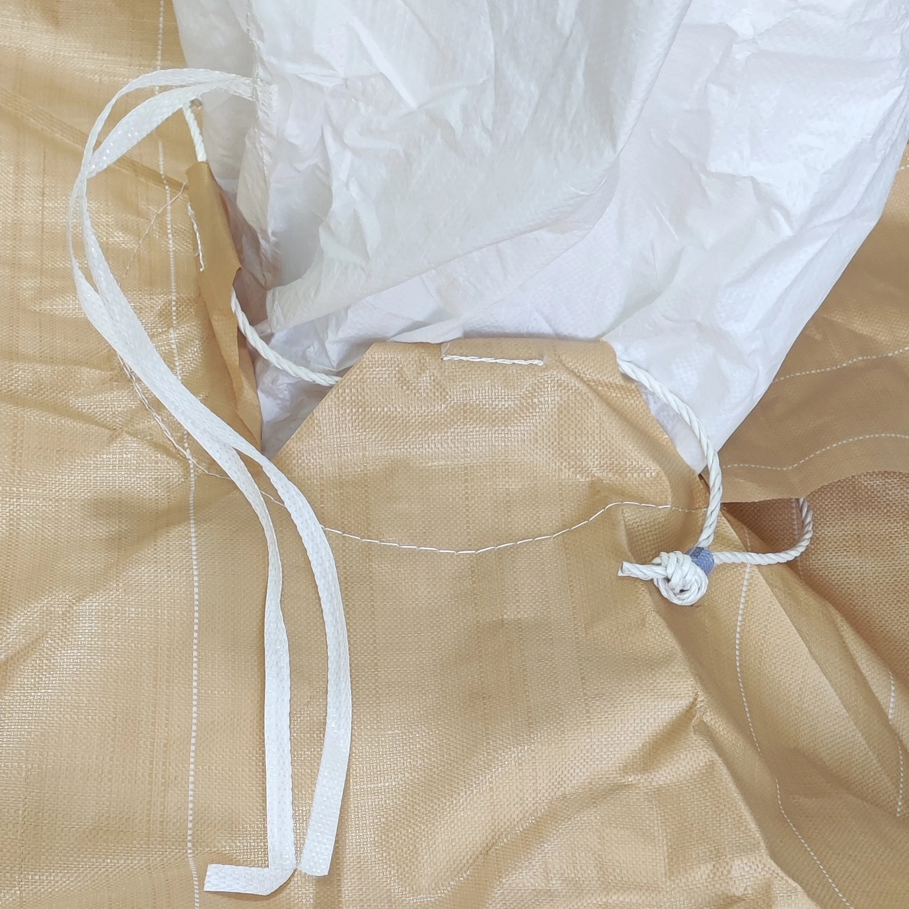 Beige Baffle Bulk Bag 100 x 100 x 115 in Bundle Packing — detail view 5