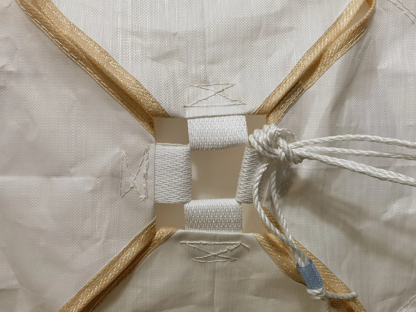 كيس حاوية أنبوبي بفوهتين، 90 × 100 × 135 — detail view 2