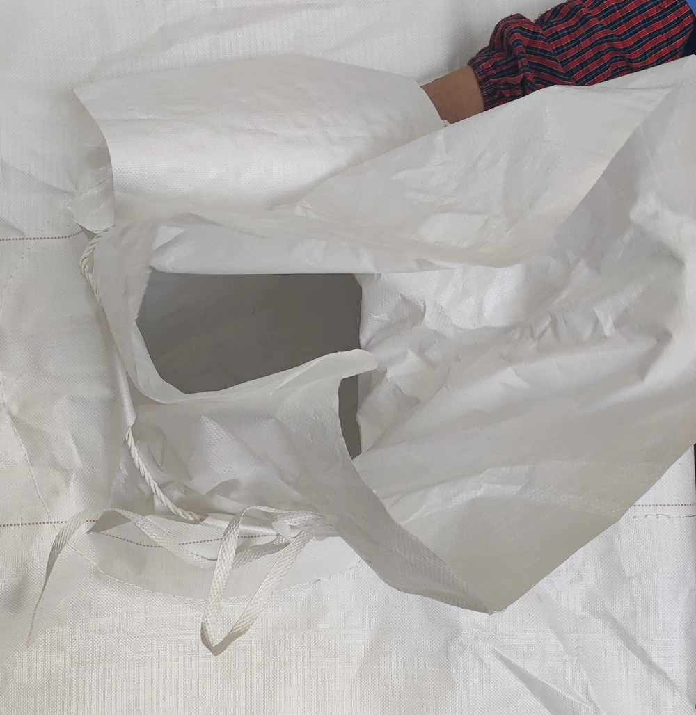White Baffle Fertilizer Bag 105 x 105 x 120 — detail view 3