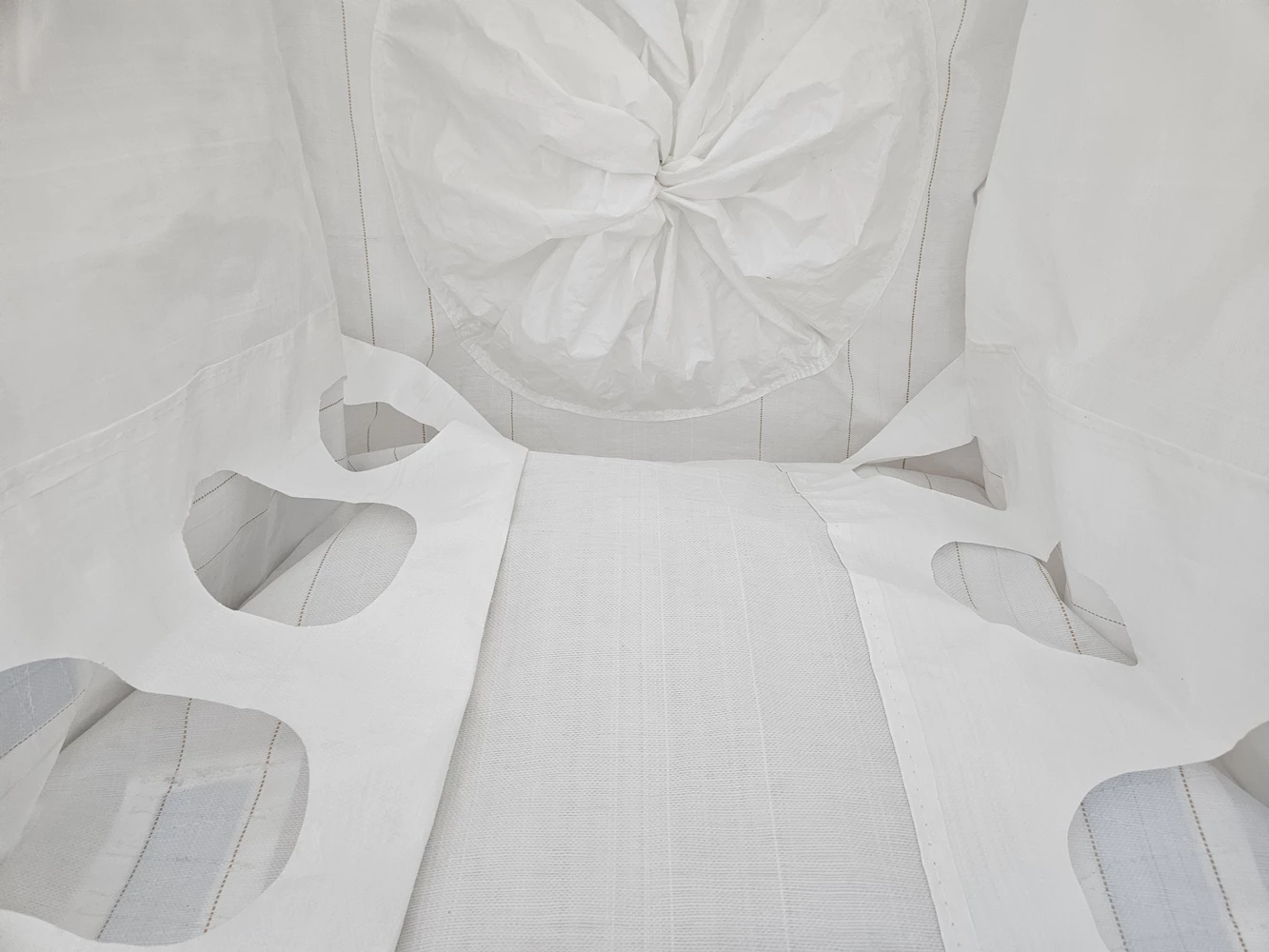 Uncoated Flour Bulk Bag with Cross-Corner Loops and Two Spouts — detail view 5