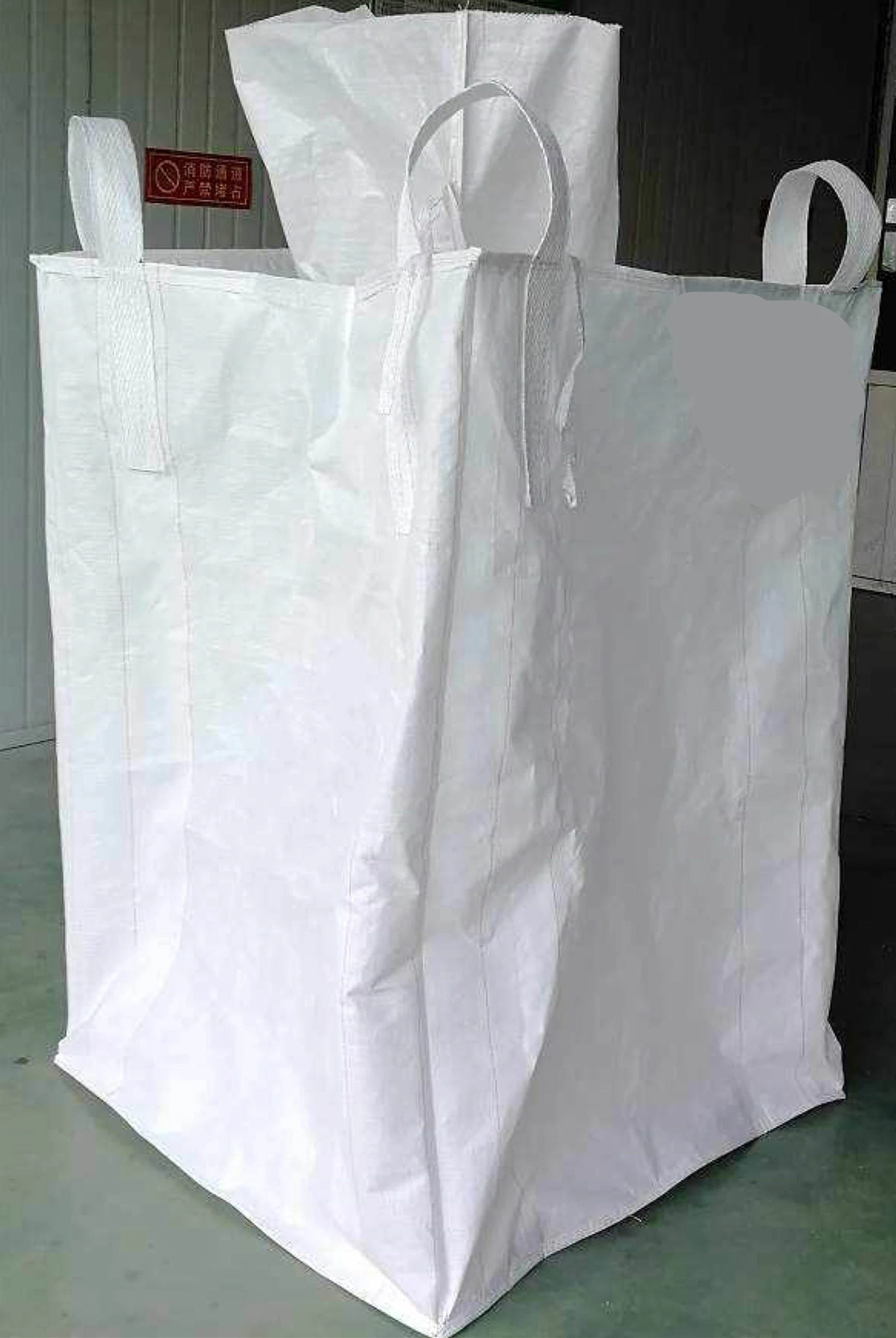 Uncoated White Spout-Top Container FIBC with Cross-Corner Loops — detail view 2