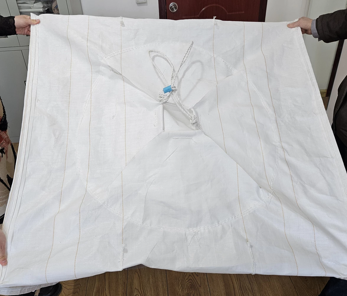 Uncoated Flour Bulk Bag with Cross-Corner Loops and Two Spouts — detail view 4