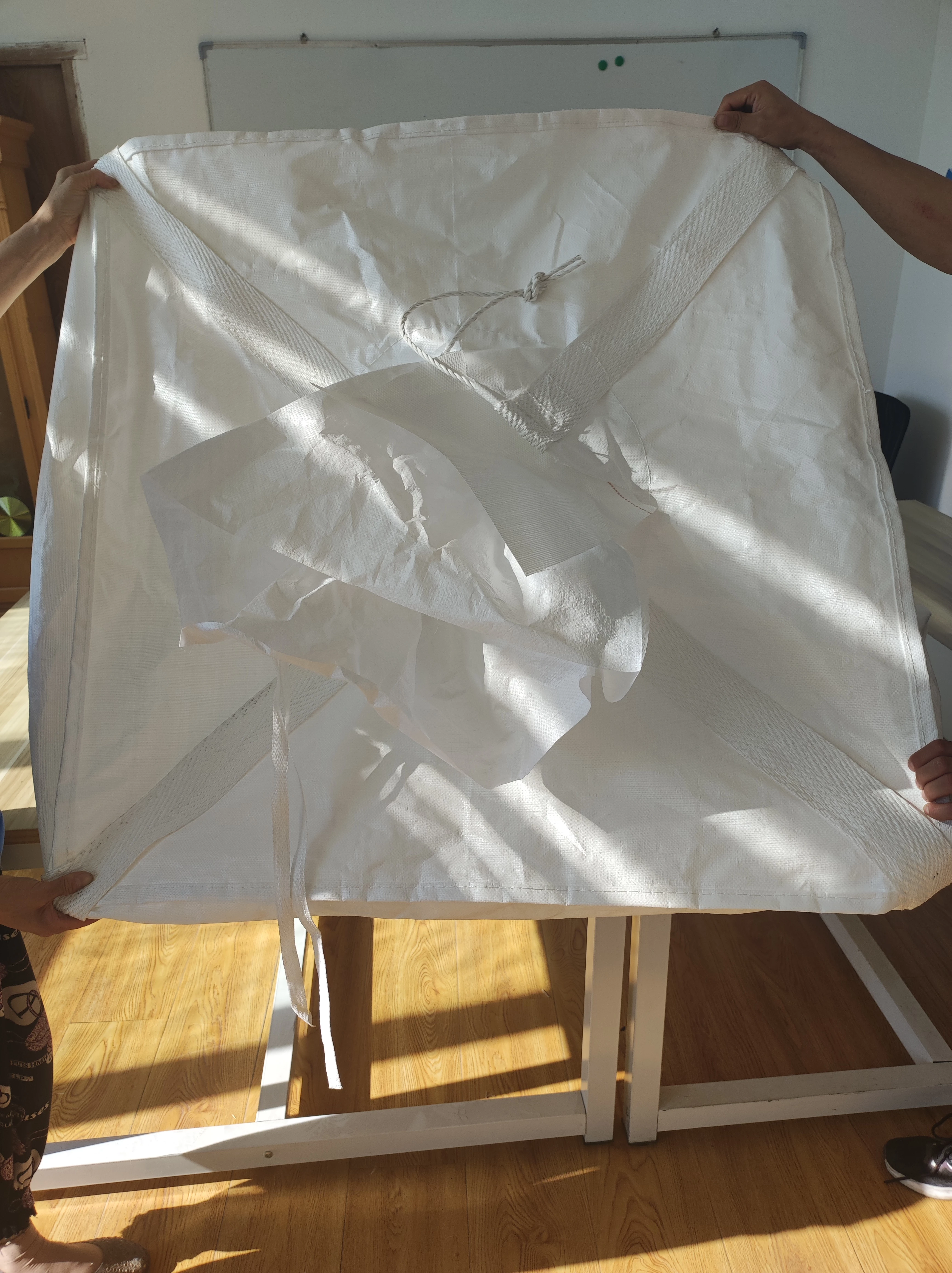 95x95x125 Tubular Transport Bag with Filling Skirt — detail view 4