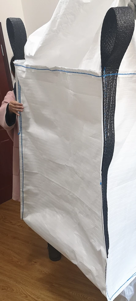 Skirt-Top U-Panel Construction Bag with Bottom Discharge — detail view 6