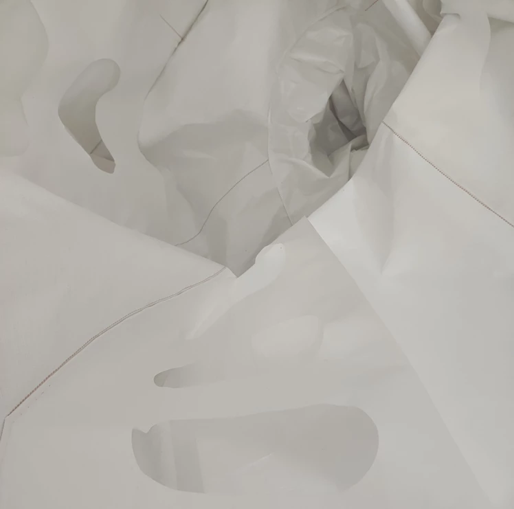 Fertilizer Baffle Bag with Filling Skirt and Discharge Spout — detail view 5