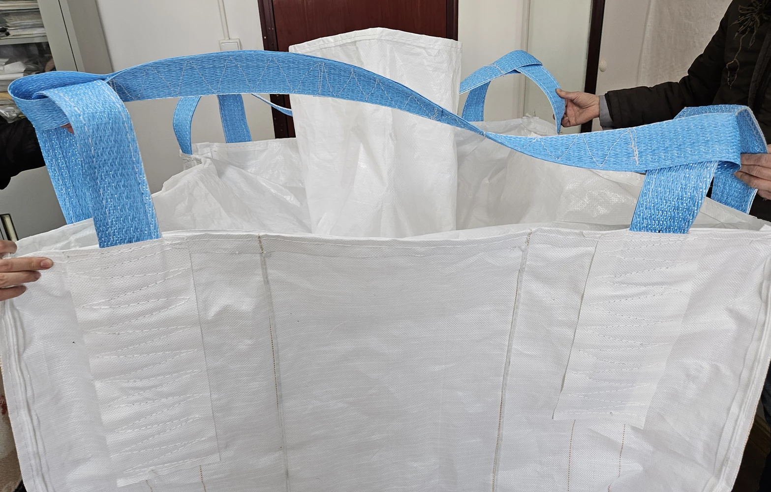 Unlined Baffle Container with Uncoated PP Fabric — detail view 4