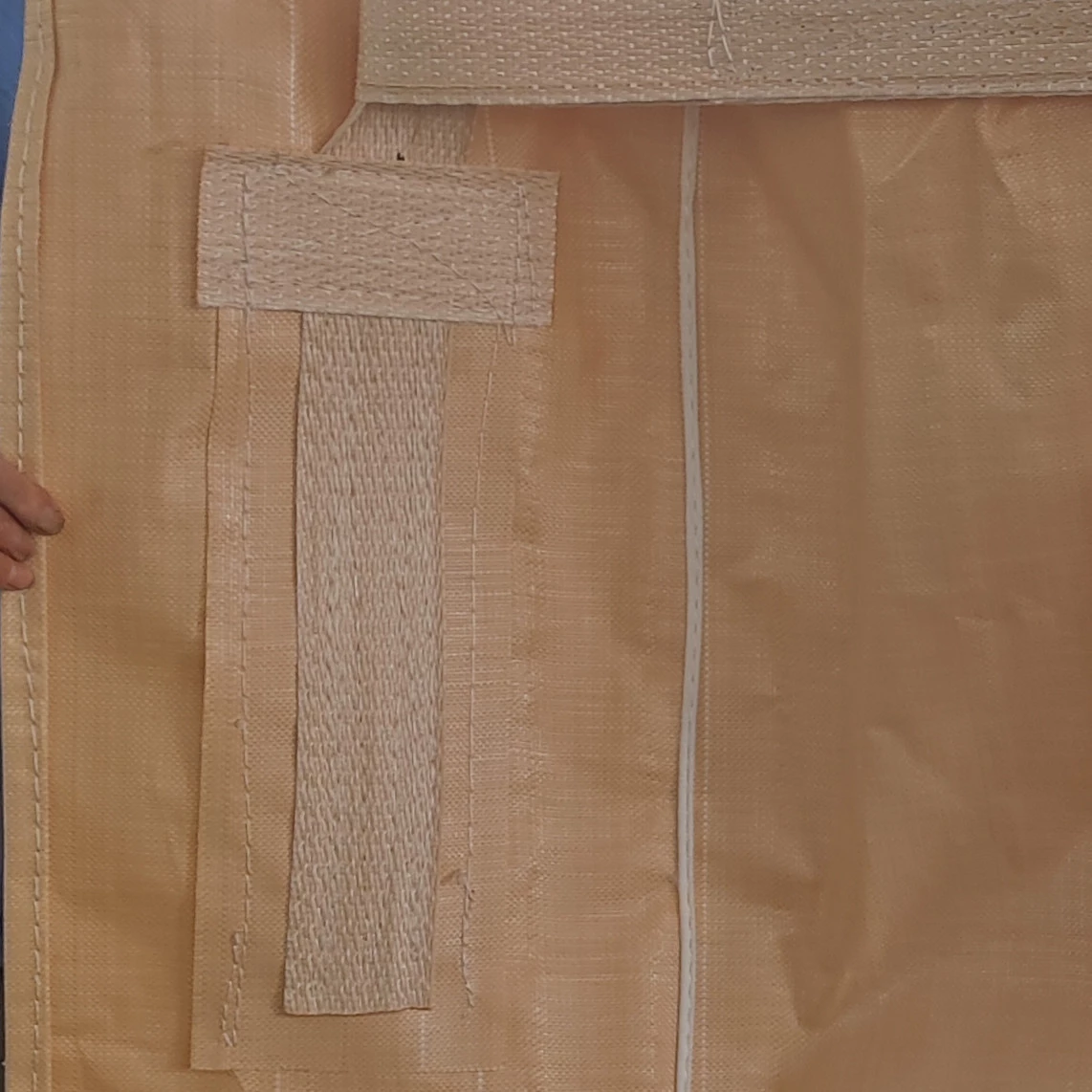 Beige Baffle FIBC with a 5:1 Safety Factor — detail view 3