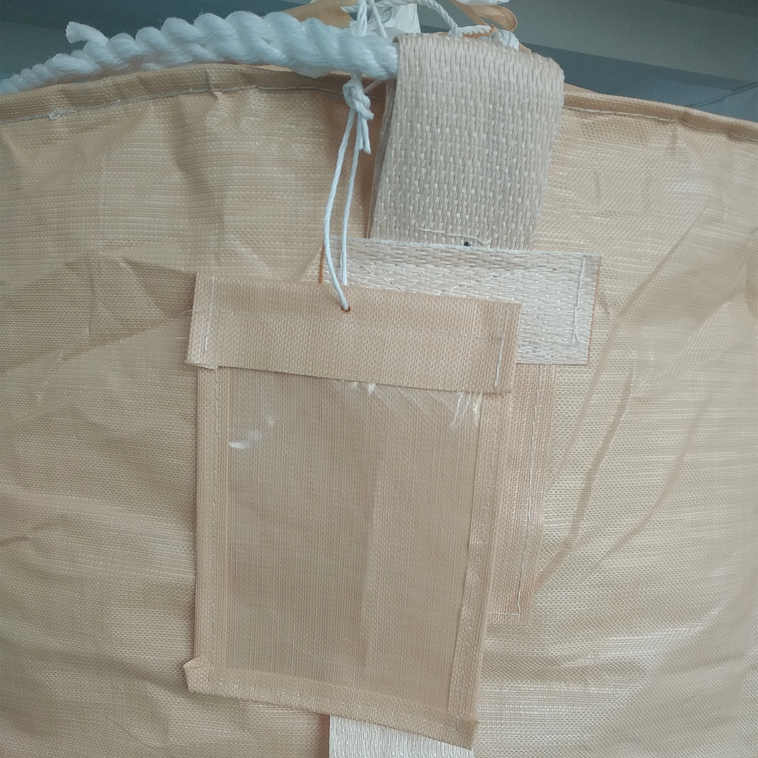 Beige Tubular FIBC with Flat Bottom and Cross-Corner Loops — detail view 4