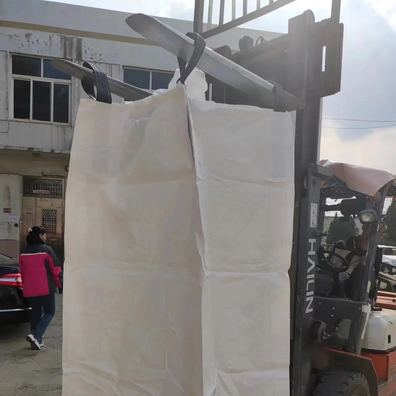 Tubular Jumbo Bag 95 x 95 x 170 with Discharge Port — detail view 2