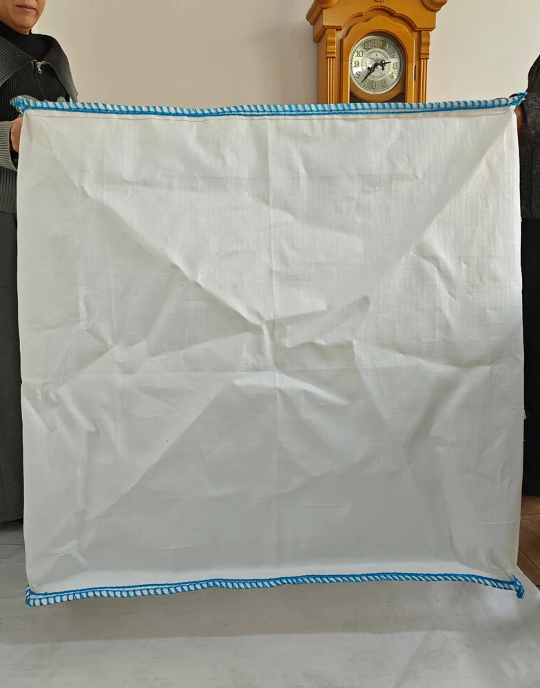 U-Panel-Sandsack mit Overlock- und Kettenstichen — detail view 4