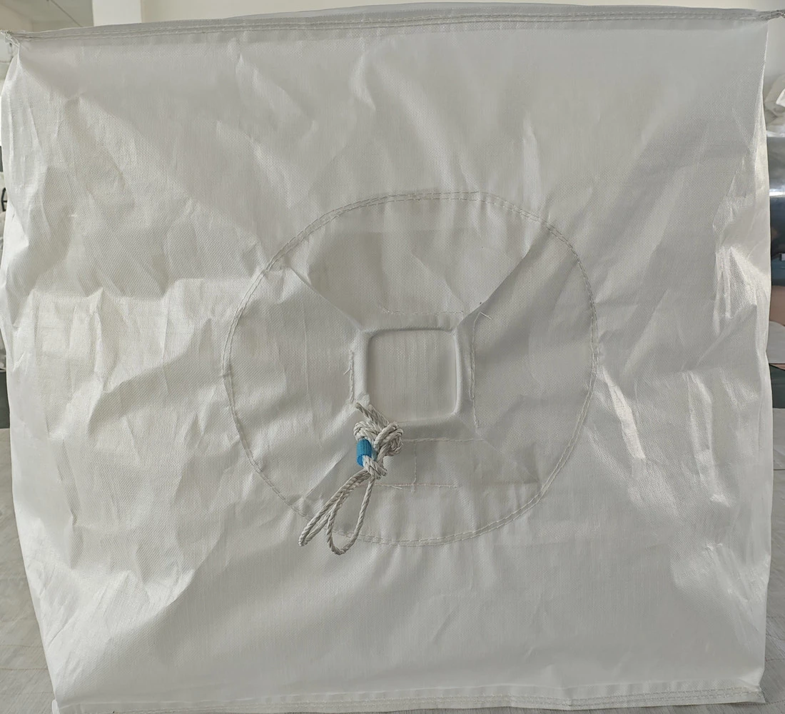 U-Panel Feed Bulk Bag 100 x 100 x 160 with Spouts — detail view 5