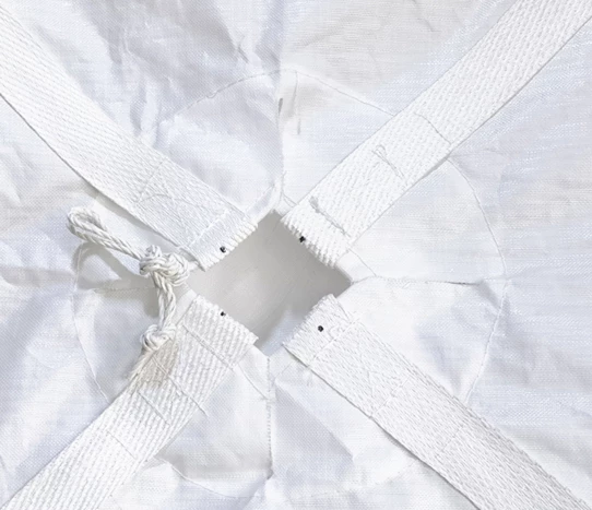 Skirt-Top U-Panel FIBC for Chemical Packing with Discharge Spout — detail view 5
