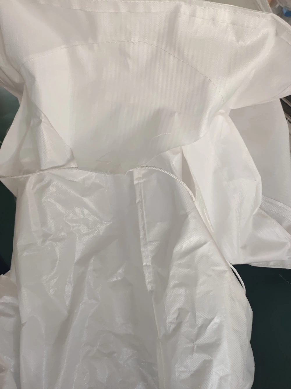 PE-Lined White Powder Packing FIBC with Uncoated Polypropylene Exterior — detail view 5