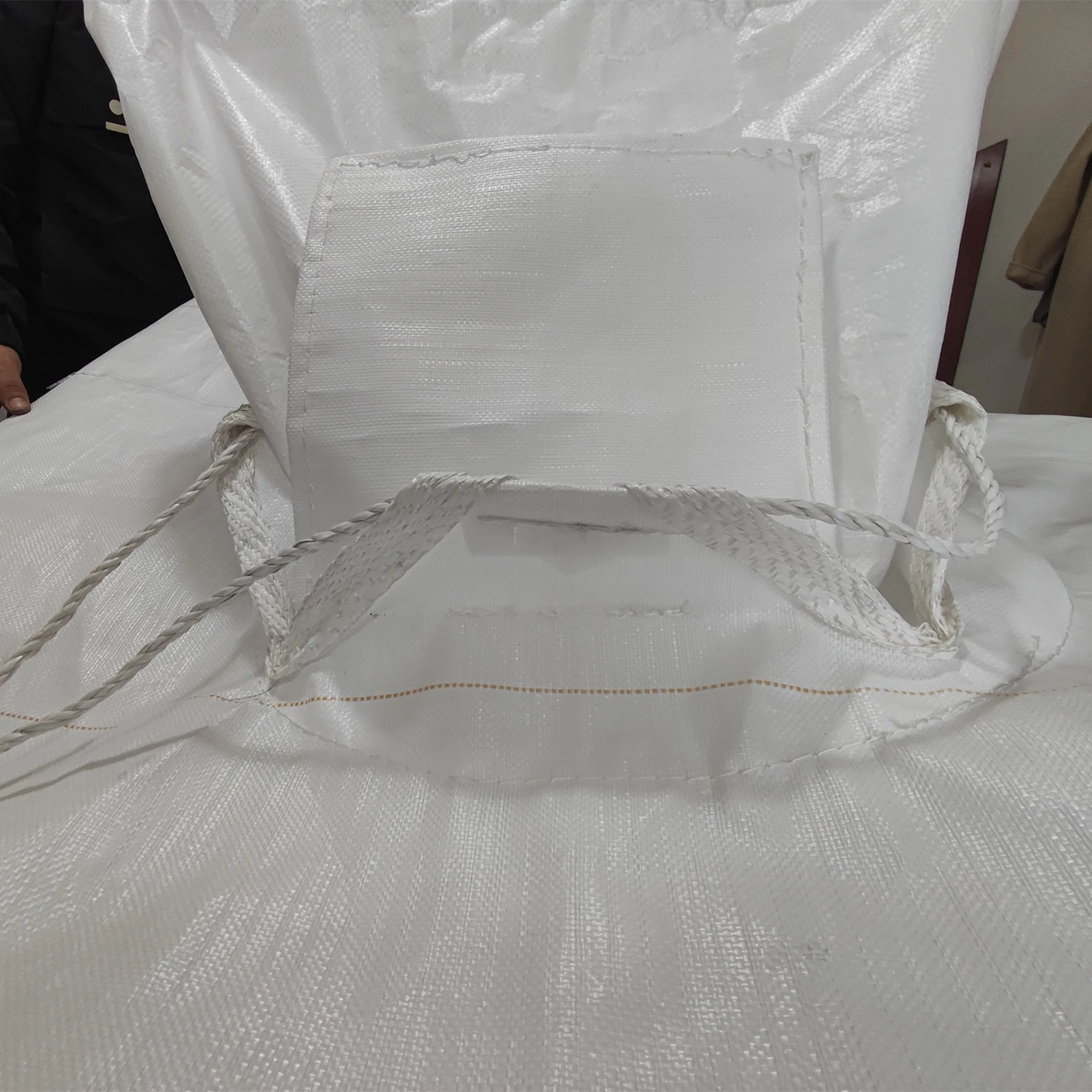 Flour Baffle Bag with Custom Logo, 110 × 110 × 120 cm — detail view 3