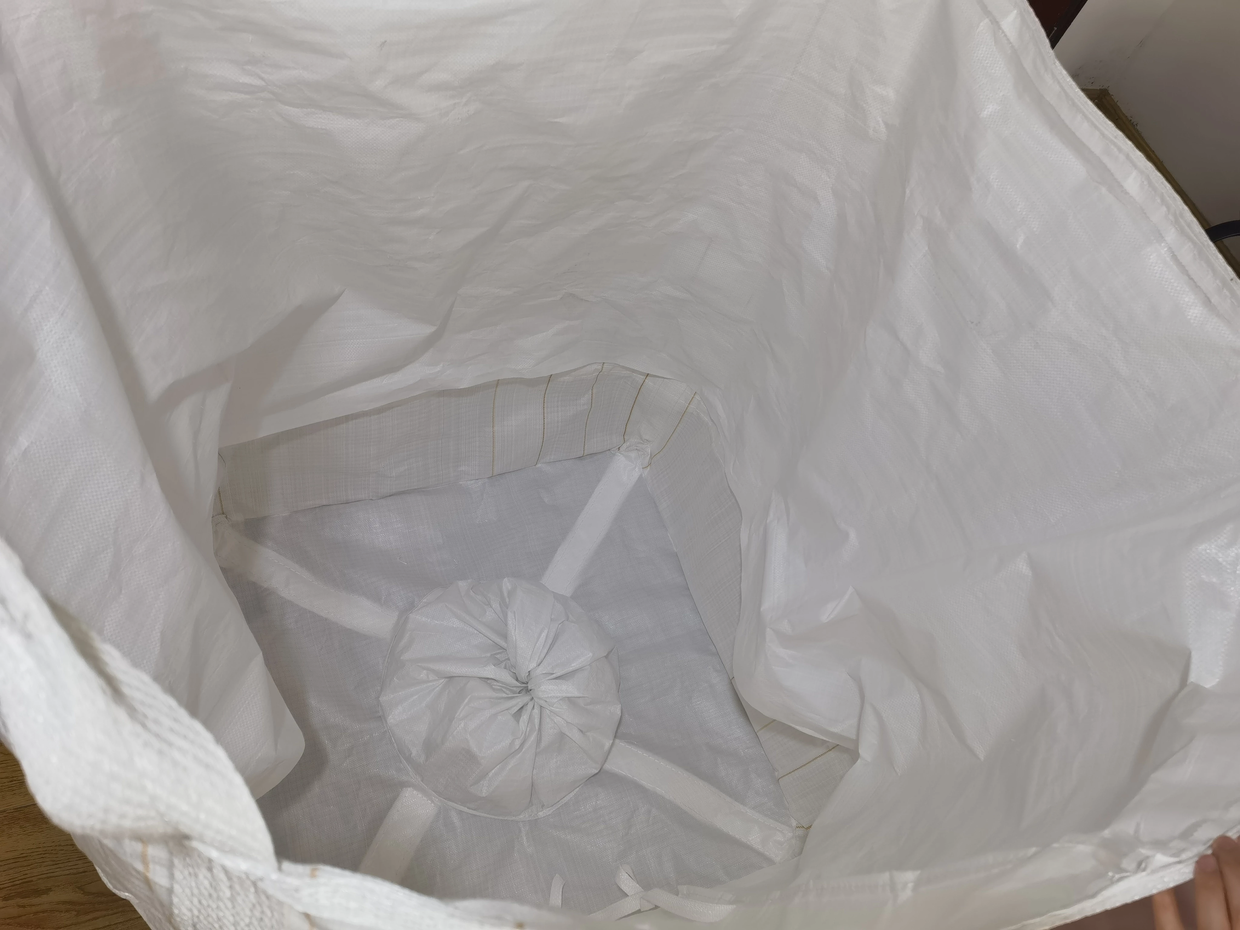 95x95x125 Tubular Transport Bag with Filling Skirt — detail view 5