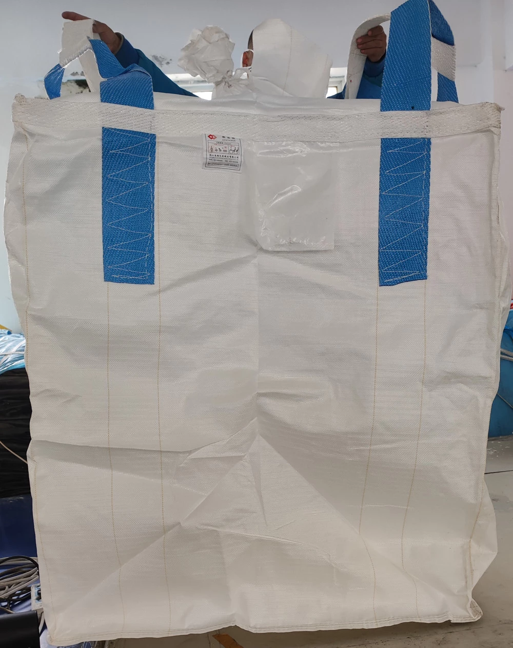 PE-Lined White FIBC with Blue Cross-Corner Lifting Loops — detail view 6