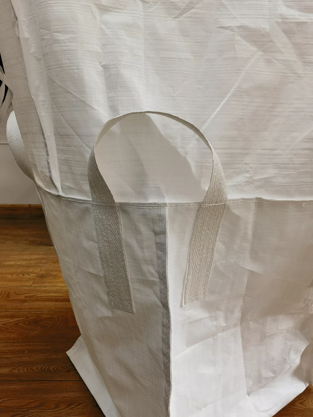 Uncoated Tubular Container Bag 70 x 70 x 80 with Skirt — detail view 6