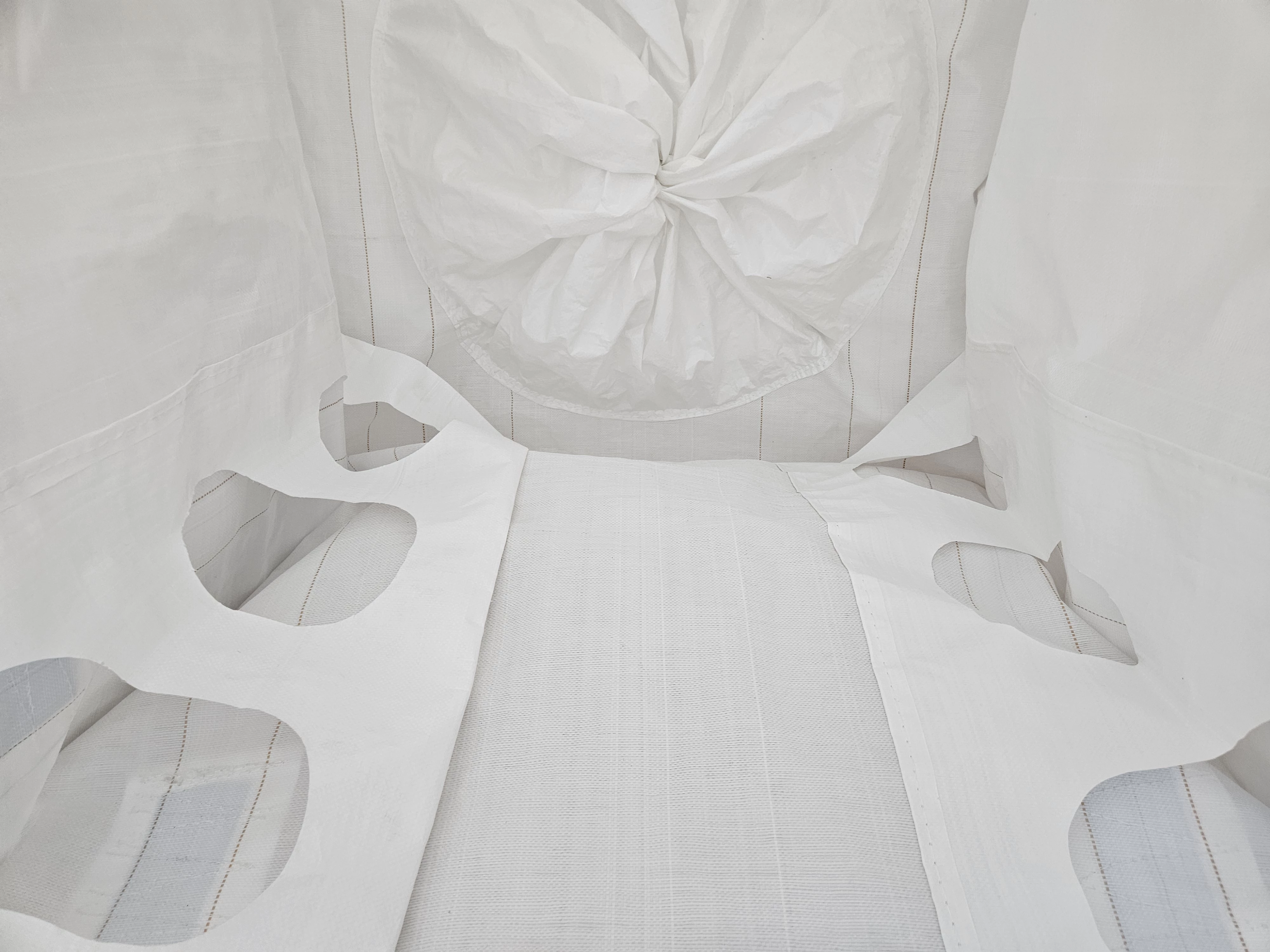 Uncoated Flour Bulk Bag with Cross-Corner Loops and Two Spouts — detail view 2